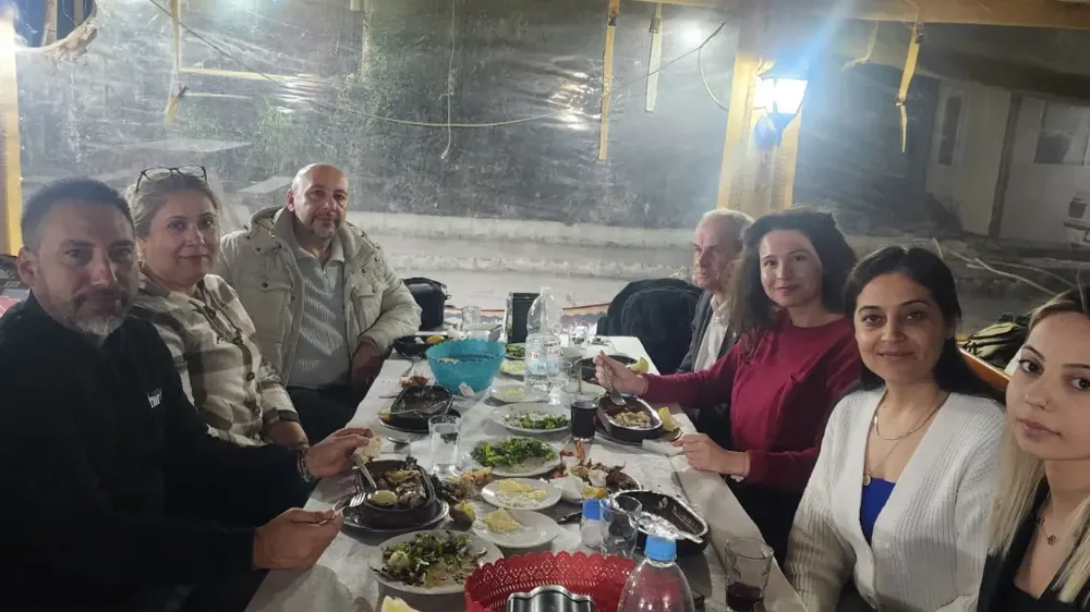 www.gazetesehir.com ailesi geleneksel iftarda buluştu