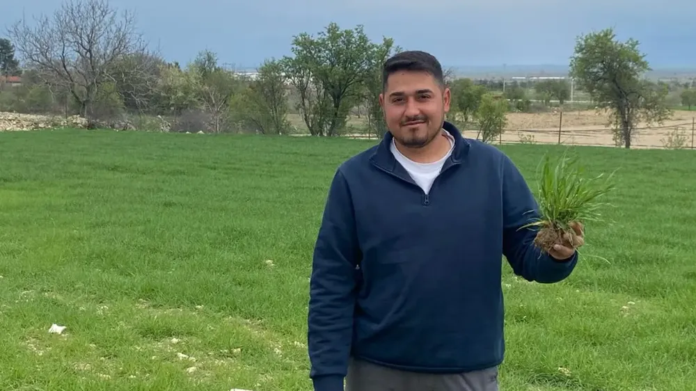 Yağışlar çiftçinin yüzünü güldürdü